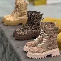 بوت مارتین طرح دار